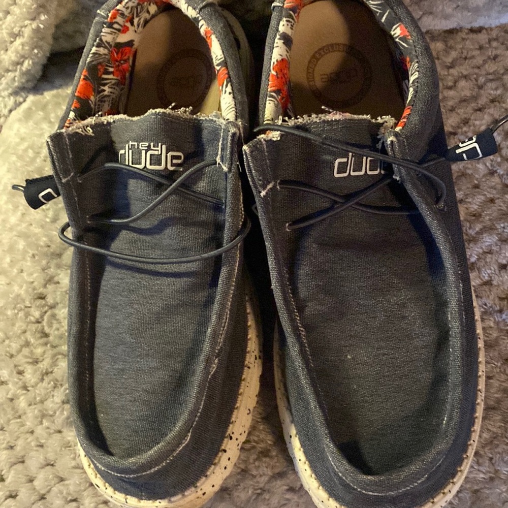 Men’s blue Jean hey dude size 11 $50